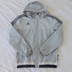 Adidas Rain Jacket/Windbreaker: Grey - Size L